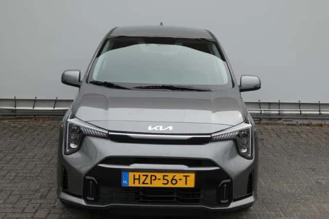 Kia Picanto (2025) thumbnail 2