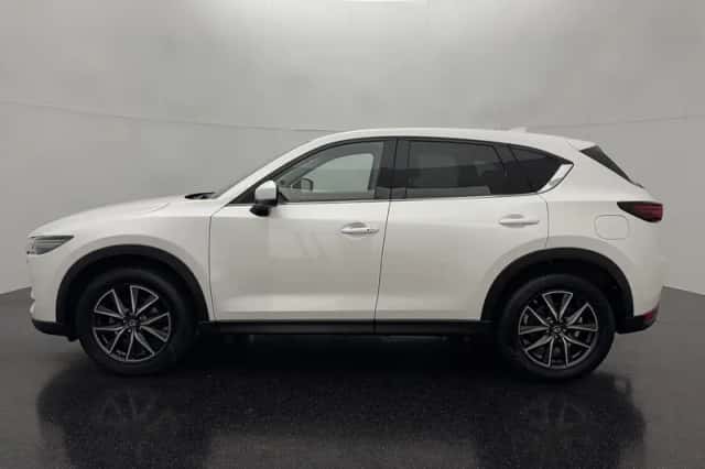 Mazda CX-5 (2017) thumbnail 2