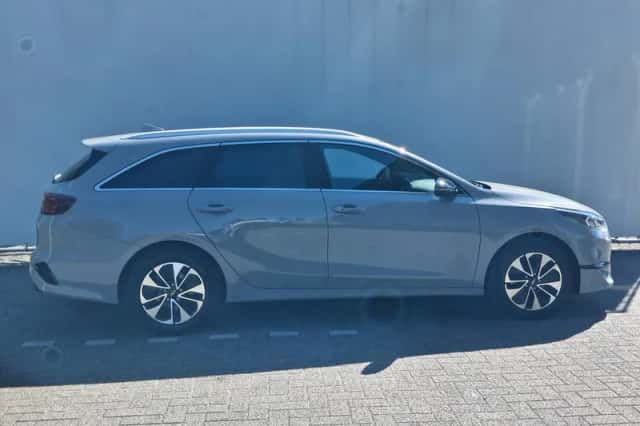 Kia Ceed Sportswagon (2025) thumbnail 5