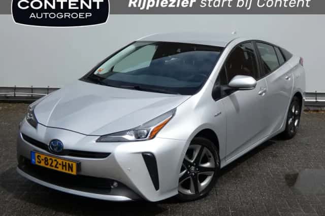 Toyota Prius (2019) thumbnail 1