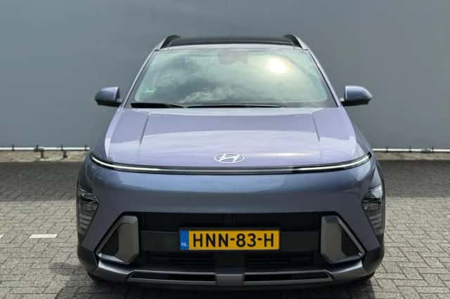 Hyundai Kona (2025) thumbnail 2