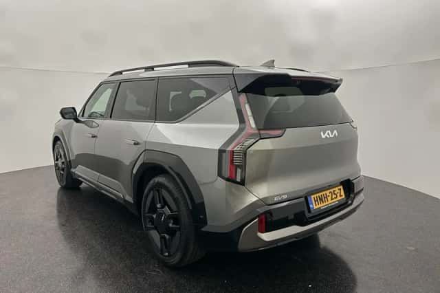 Kia EV9 (2025) thumbnail 3