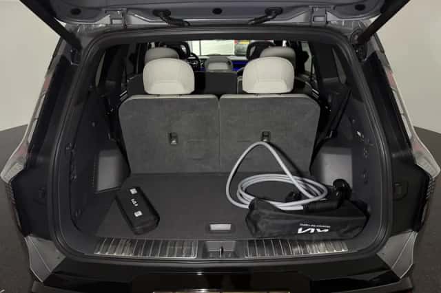 Kia EV9 (2025) thumbnail 5