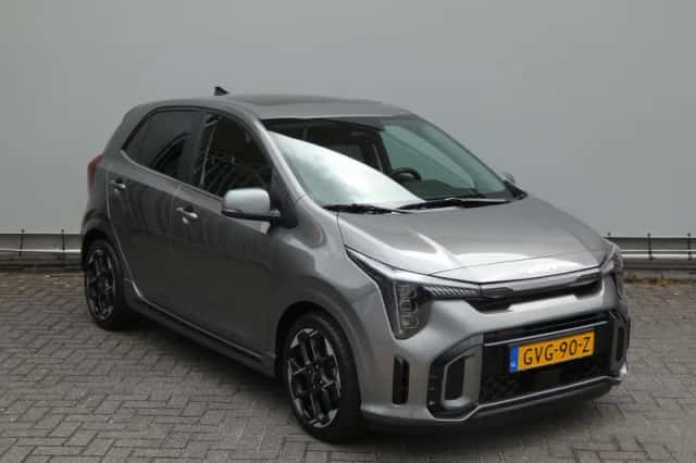 Kia Picanto (2024) thumbnail 3