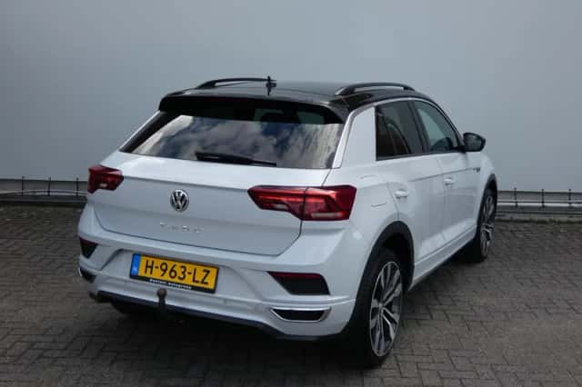 Volkswagen T-Roc (2019) thumbnail 5