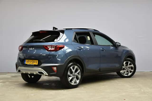 Kia Stonic (2025) thumbnail 5