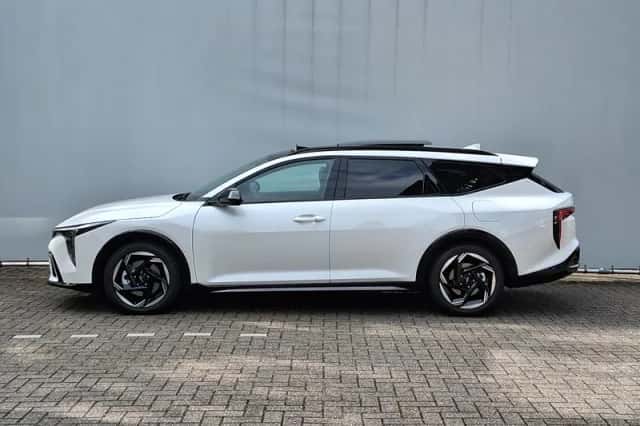 Kia K4 (2026) thumbnail 2