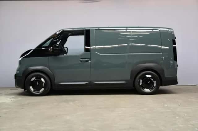 Kia PV5 (2026) thumbnail 3