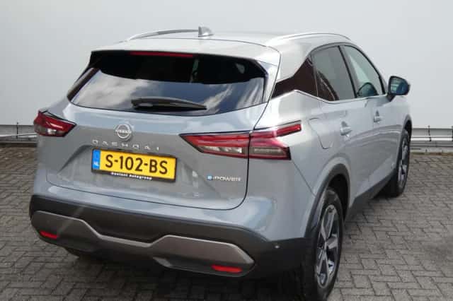Nissan Qashqai (2022) thumbnail 5