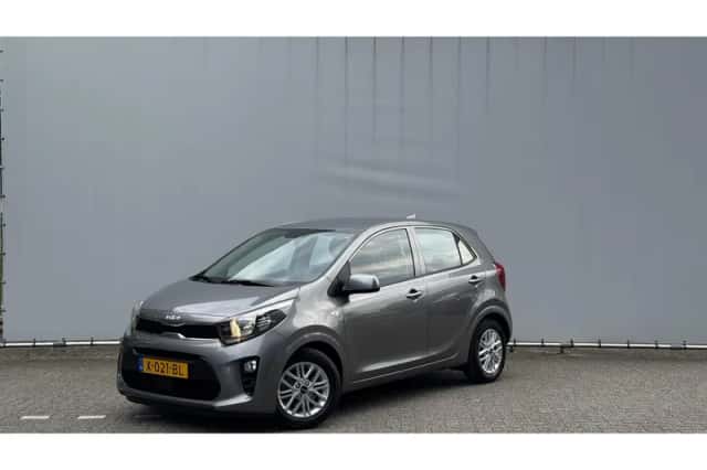 Kia Picanto (2023) thumbnail 2
