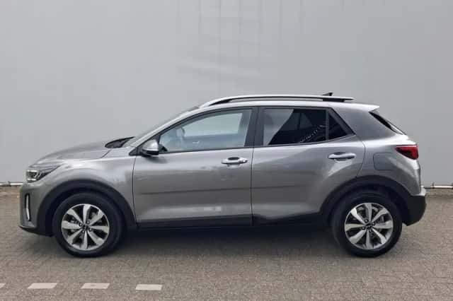 Kia Stonic (2025) thumbnail 2