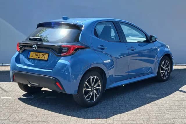Toyota Yaris (2020) thumbnail 5
