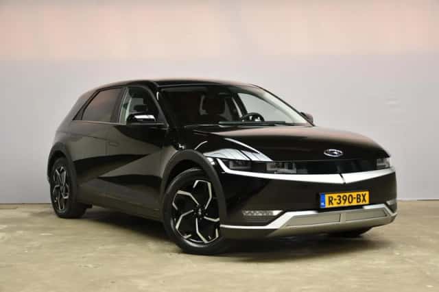 Hyundai Ioniq 5 (2022) thumbnail 3