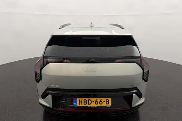 Kia EV3 (2025) thumbnail 4
