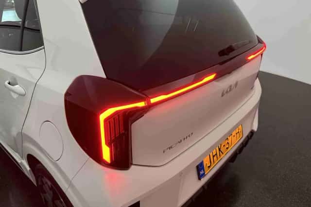 Kia Picanto (2025) thumbnail 4