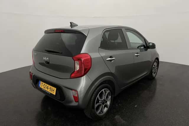 Kia Picanto (2023) thumbnail 6
