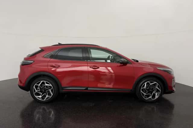 Kia XCeed (2023) thumbnail 6