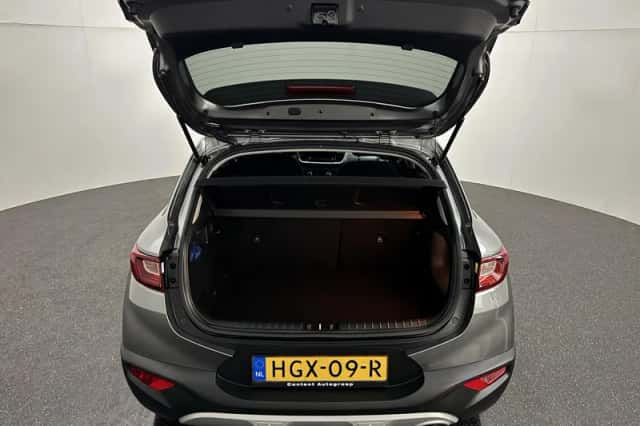 Kia Stonic (2025) thumbnail 5