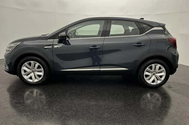 Mitsubishi ASX (2023) thumbnail 2