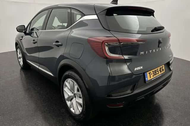 Mitsubishi ASX (2023) thumbnail 3