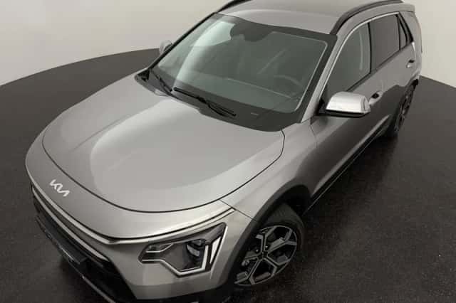 Kia Niro (2023) thumbnail 2