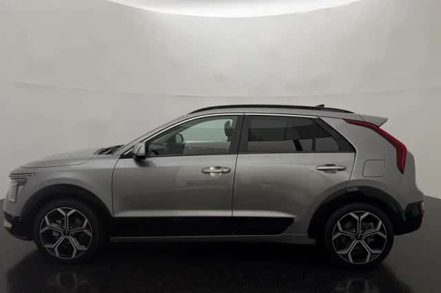 Kia Niro (2023) thumbnail 3