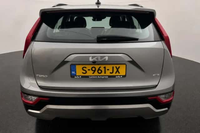 Kia Niro (2023) thumbnail 4