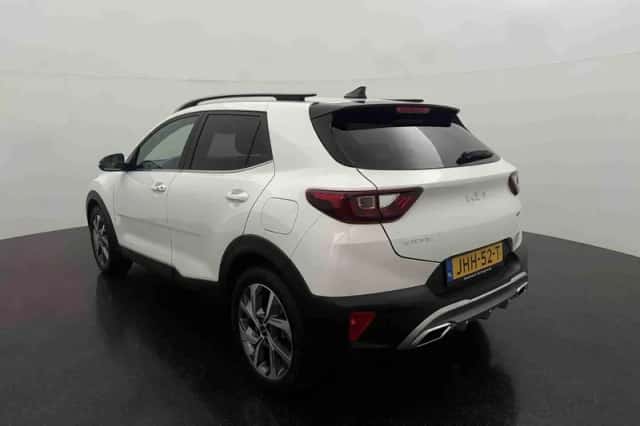 Kia Stonic (2025) thumbnail 2