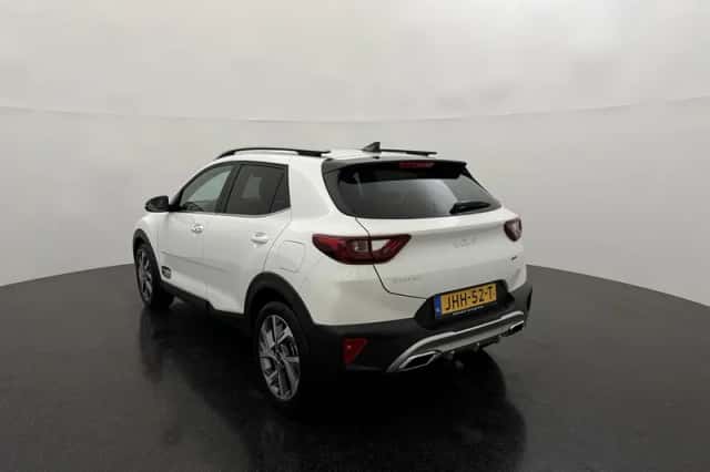 Kia Stonic (2025) thumbnail 3