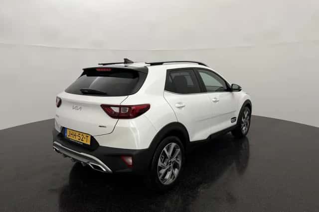 Kia Stonic (2025) thumbnail 6