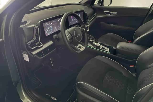 Kia Sportage (2025) thumbnail 3