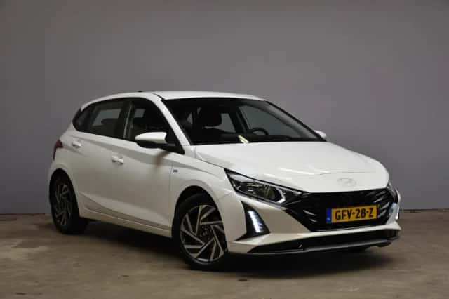Hyundai i20 (2024) thumbnail 3