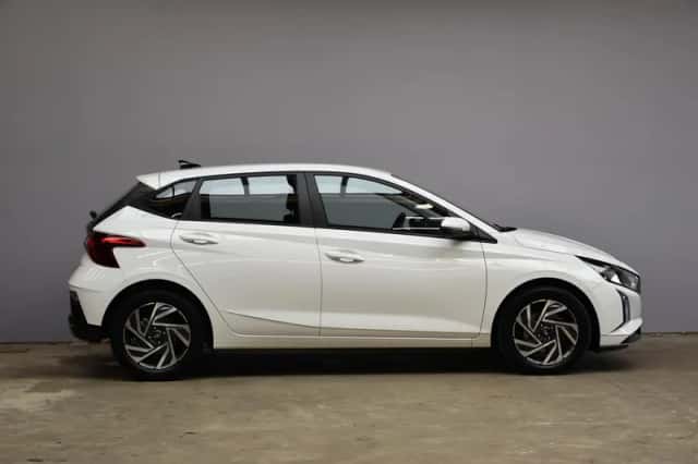 Hyundai i20 (2024) thumbnail 4