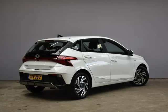 Hyundai i20 (2024) thumbnail 5