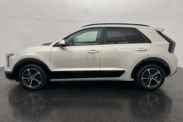 Kia Niro (2026) thumbnail 2