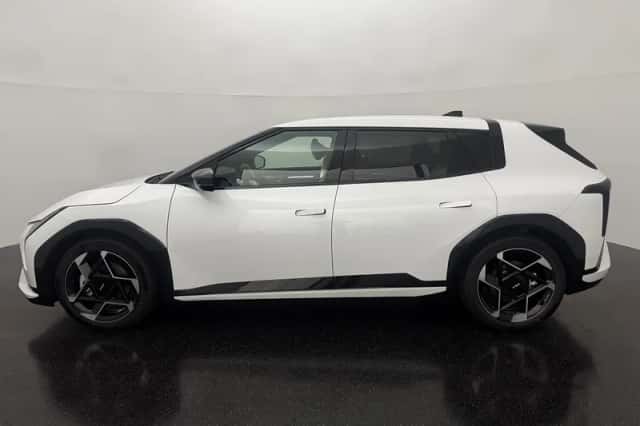 Kia EV4 (2026) thumbnail 2