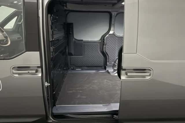 Kia PV5 (2026) thumbnail 3