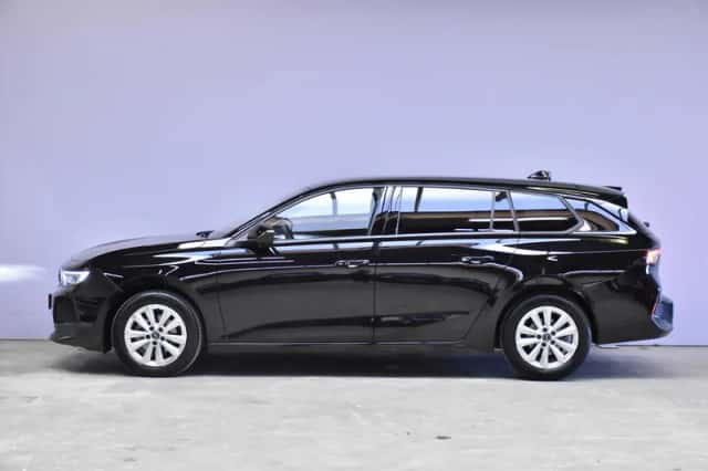 Opel Astra (2023) thumbnail 2