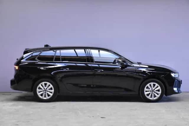 Opel Astra (2023) thumbnail 4