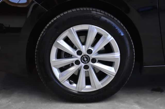 Opel Astra (2023) thumbnail 6