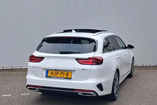 Kia Ceed Sportswagon (2025) thumbnail 4