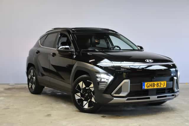Hyundai Kona (2024) thumbnail 3