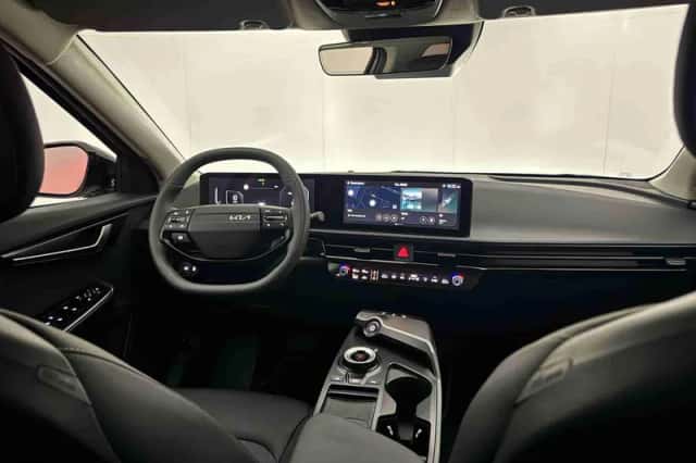 Kia EV6 (2026) thumbnail 3