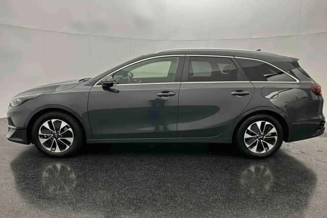Kia Ceed (2025) thumbnail 5