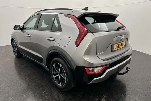 Kia Niro (2025) thumbnail 3