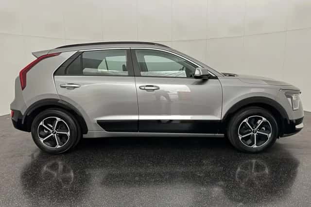 Kia Niro (2025) thumbnail 6