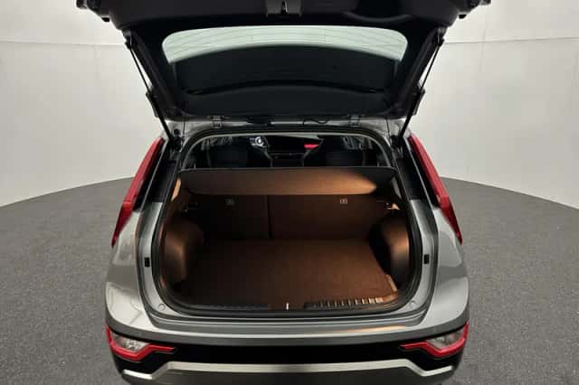 Kia Niro (2025) thumbnail 5