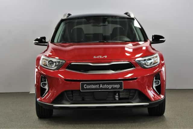 Kia Stonic (2022) thumbnail 4