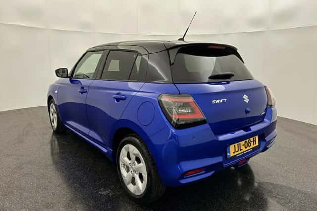 Suzuki Swift (2025) thumbnail 3