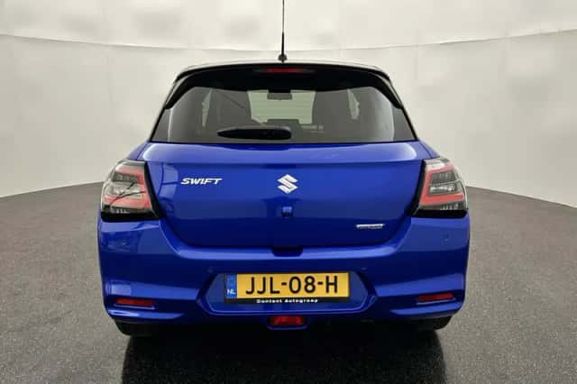 Suzuki Swift (2025) thumbnail 4